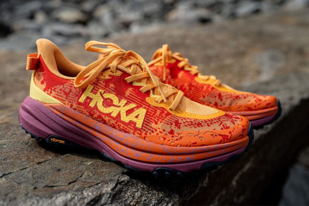 HOKA ONE ONE Sepatu Gede Tapi Ringan, Cocok Buat Kamu yang Aktif & Gak Mau Ribet 5 hoka speedgoat