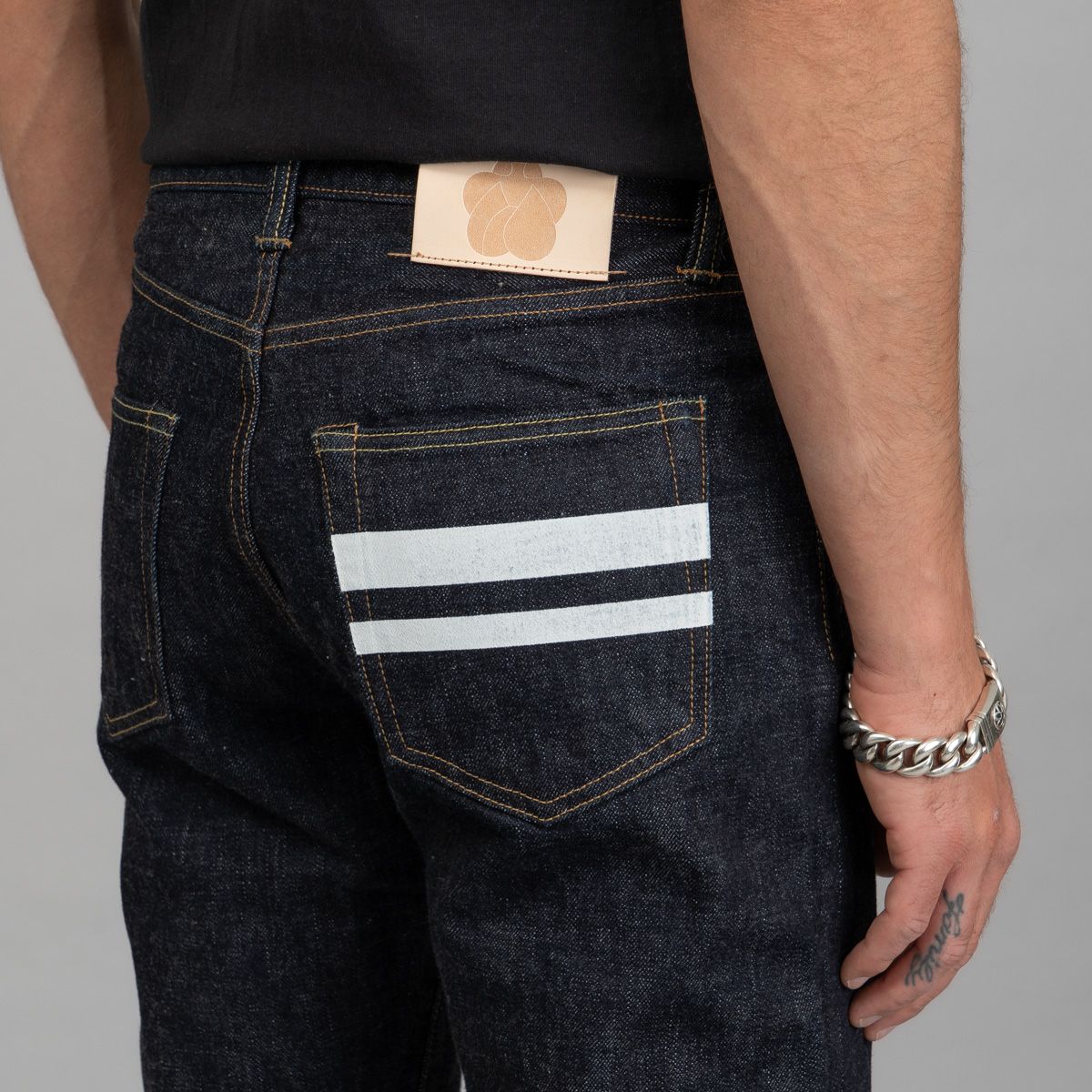 Momotaro Jeans, Brand Denim Jepang yang Mendunia Berkat Kualitas Premium 1 momotaro jeans